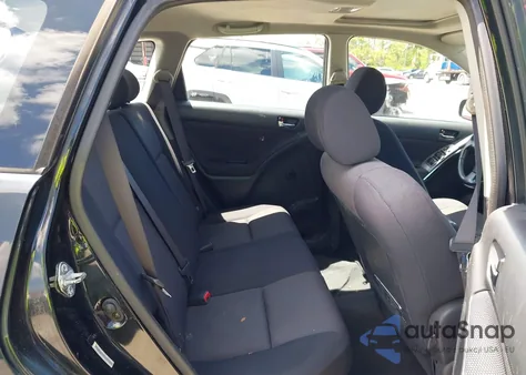 2004 Toyota Matrix Xr z USA, uszkodzony, nr VIN 2T1LR32E54C256868